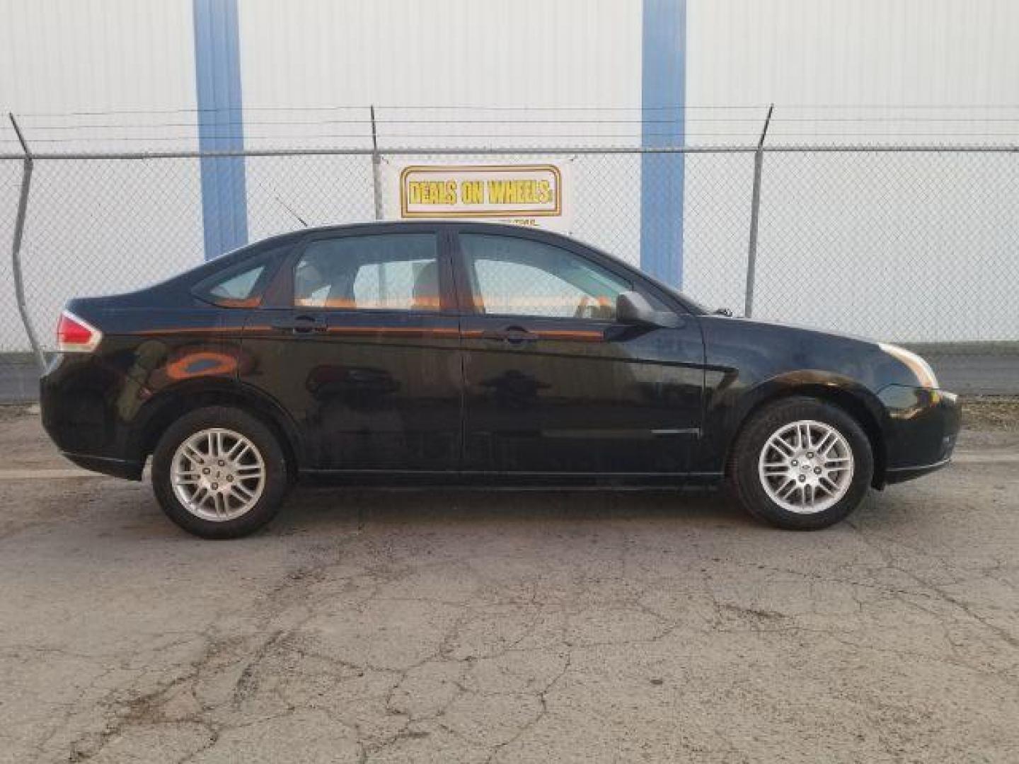 2010 Ford Focus SE Sedan (1FAHP3FN5AW) with an 2.0L L4 DOHC 16V engine, located at 601 E. Idaho St., Kalispell, MT, 59901, 0.000000, 0.000000 - Photo#3
