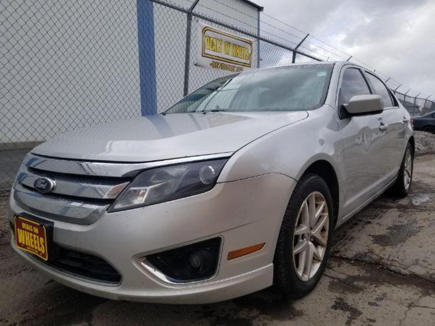 2010 Ford Fusion SEL (3FAHP0JG7AR) with an 2.5L I-4 DOHC engine, located at 4047 Montana Ave., Billings, MT, 59101, 45.770847, -108.529800 - Photo#0