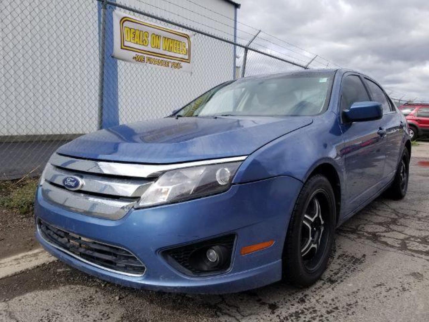 2010 Ford Fusion SE (3FAHP0HA3AR) with an 2.5L L4 DOHC 16V engine, located at 1821 N Montana Ave., Helena, MT, 59601, (406) 422-1031, 0.000000, 0.000000 - Photo#0