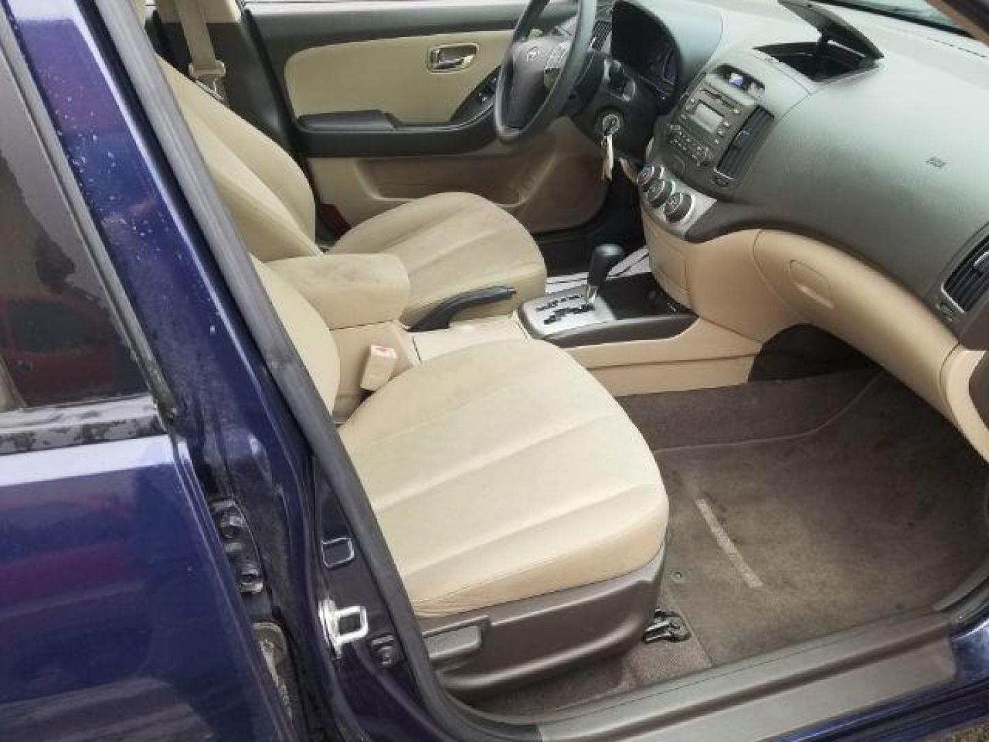 2010 Hyundai Elantra 4 Door Sedan (KMHDU4AD7AU) , located at 1821 N Montana Ave., Helena, MT, 59601, (406) 422-1031, 0.000000, 0.000000 - Photo#10
