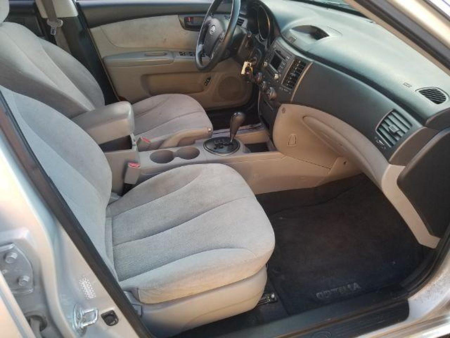 2010 Kia Optima LX (KNAGG4A80A5) with an 2.4L L4 DOHC 16V engine, 4-Speed Automatic transmission, located at 1821 N Montana Ave., Helena, MT, 59601, (406) 422-1031, 0.000000, 0.000000 - Photo#10