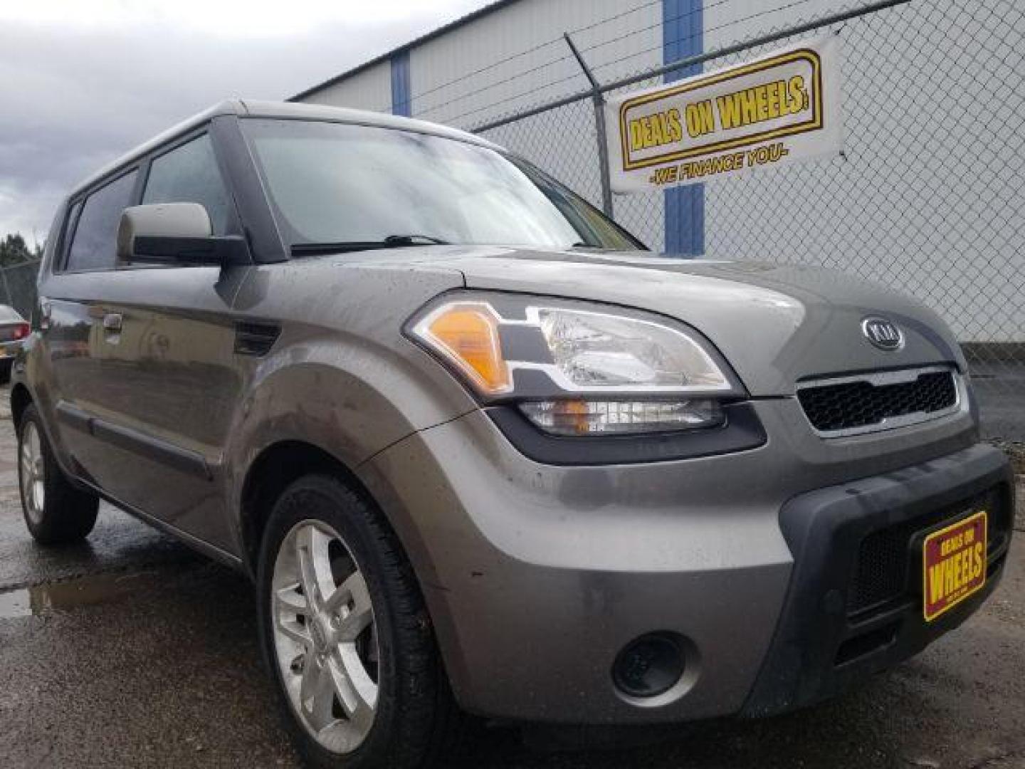 2010 Kia Soul + (KNDJT2A21A7) with an 2L I-4 DOHC engine, located at 1821 N Montana Ave., Helena, MT, 59601, (406) 422-1031, 0.000000, 0.000000 - Photo#2