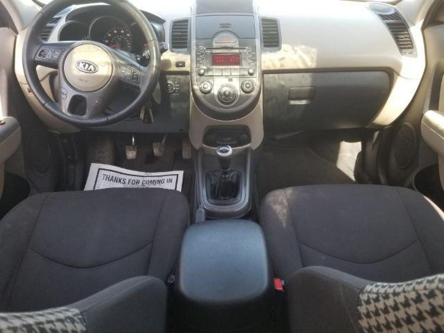 2010 Kia Soul ! (KNDJT2A29A7) with an 2L I-4 DOHC engine, located at 601 E. Idaho St., Kalispell, MT, 59901, 0.000000, 0.000000 - Photo#11