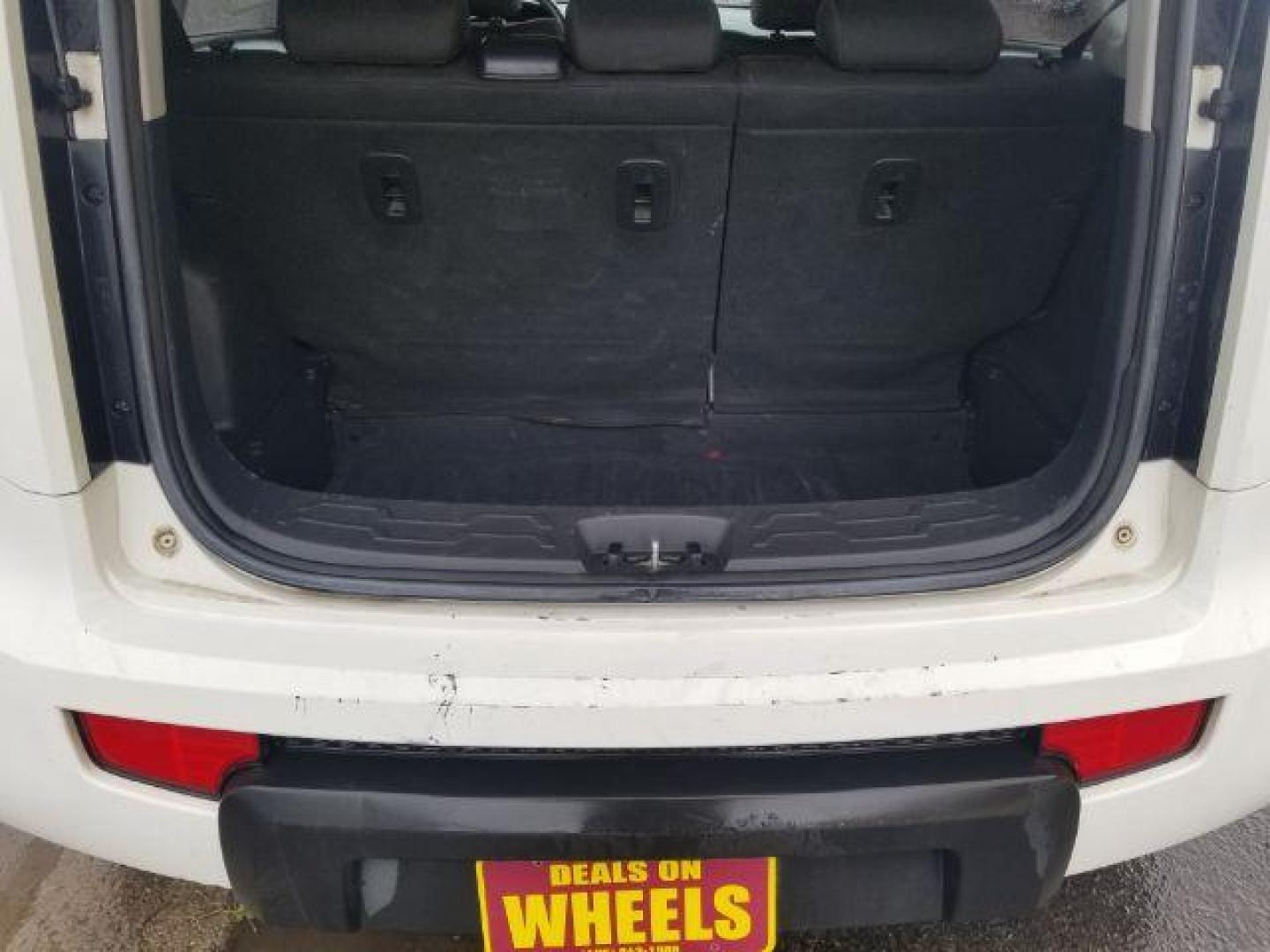 2010 Kia Soul Base (KNDJT2A10A7) with an 1.6L L4 DOHC 16V engine, 5-Speed Manual transmission, located at 1800 West Broadway, Missoula, 59808, (406) 543-1986, 46.881348, -114.023628 - Photo#12