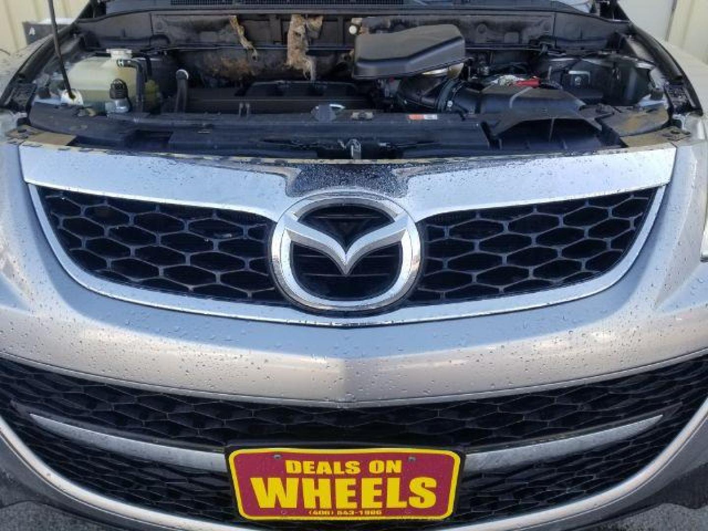 2010 Mazda CX-9 Grand Touring AWD (JM3TB3MV3A0) with an 3.7L V6 DOHC 24V engine, 6-Speed Automatic transmission, located at 1821 N Montana Ave., Helena, MT, 59601, (406) 422-1031, 0.000000, 0.000000 - Photo#15