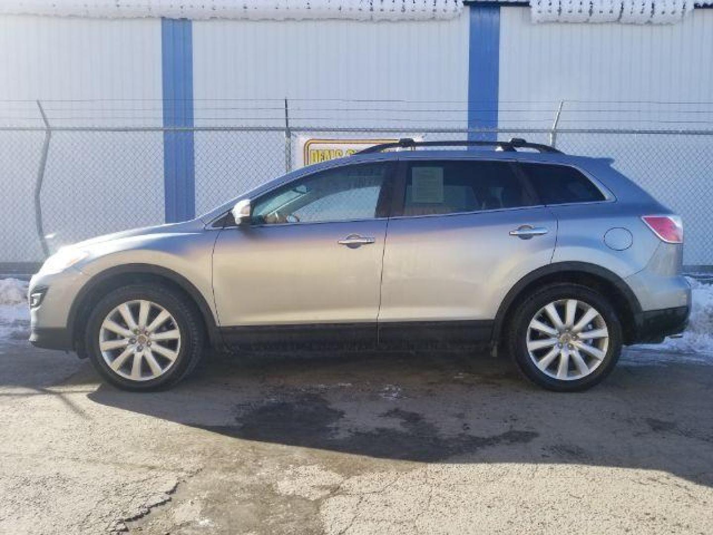 2010 Mazda CX-9 Grand Touring AWD (JM3TB3MV3A0) with an 3.7L V6 DOHC 24V engine, 6-Speed Automatic transmission, located at 1821 N Montana Ave., Helena, MT, 59601, (406) 422-1031, 0.000000, 0.000000 - Photo#6