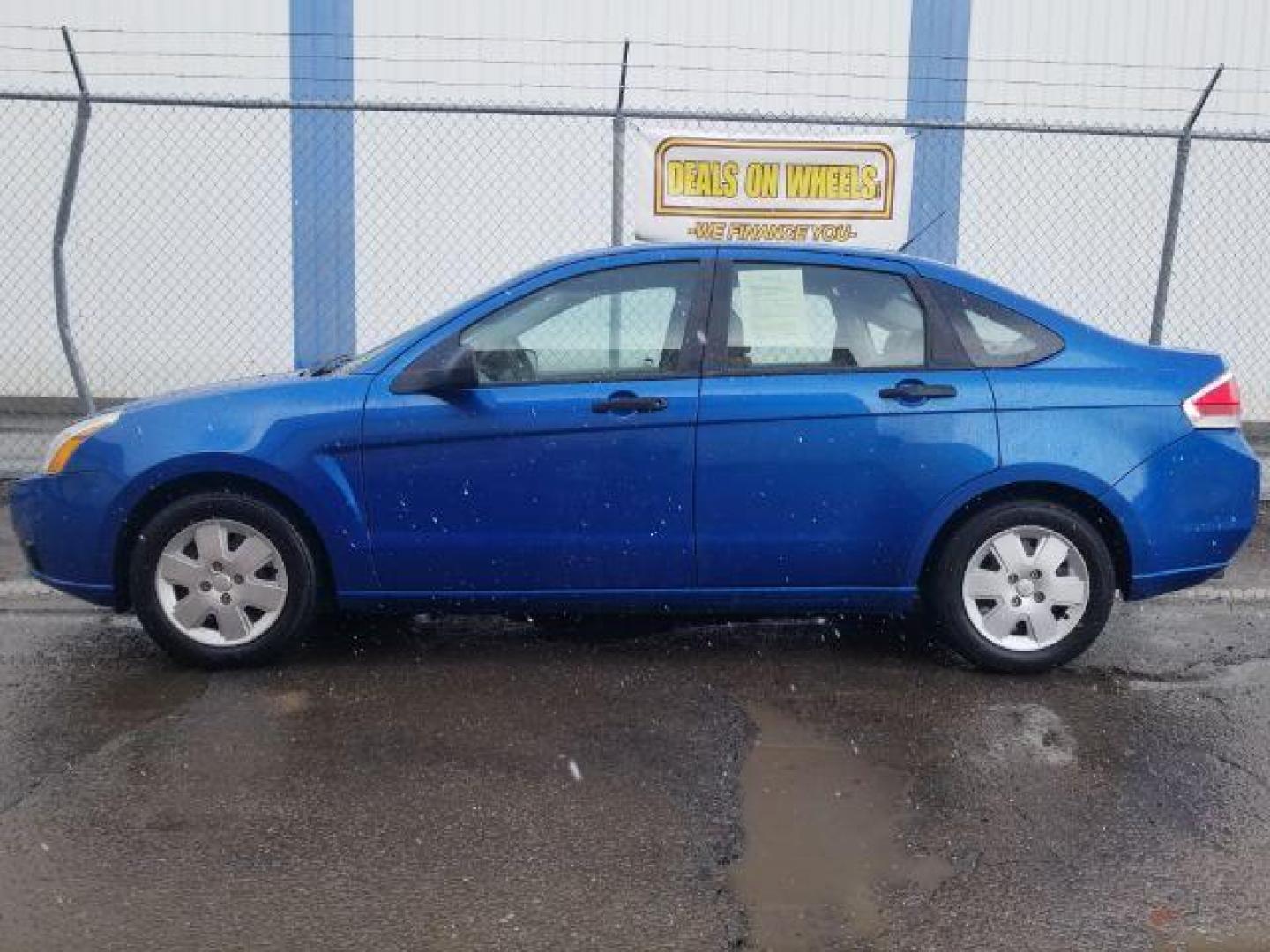 2011 Ford Focus S (1FAHP3ENXBW) with an Duratec 2L I-4 DOHC engine, located at 1800 West Broadway, Missoula, 59808, (406) 543-1986, 46.881348, -114.023628 - Photo#6