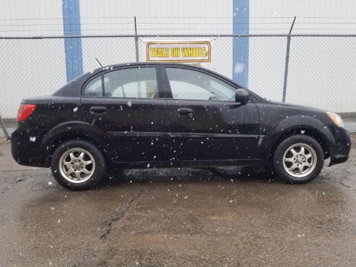 2011 KIA Rio 1 (KNADH4A3XB6) , located at 4801 10th Ave S,, Great Falls, MT, 59405, 0.000000, 0.000000 - Photo#3