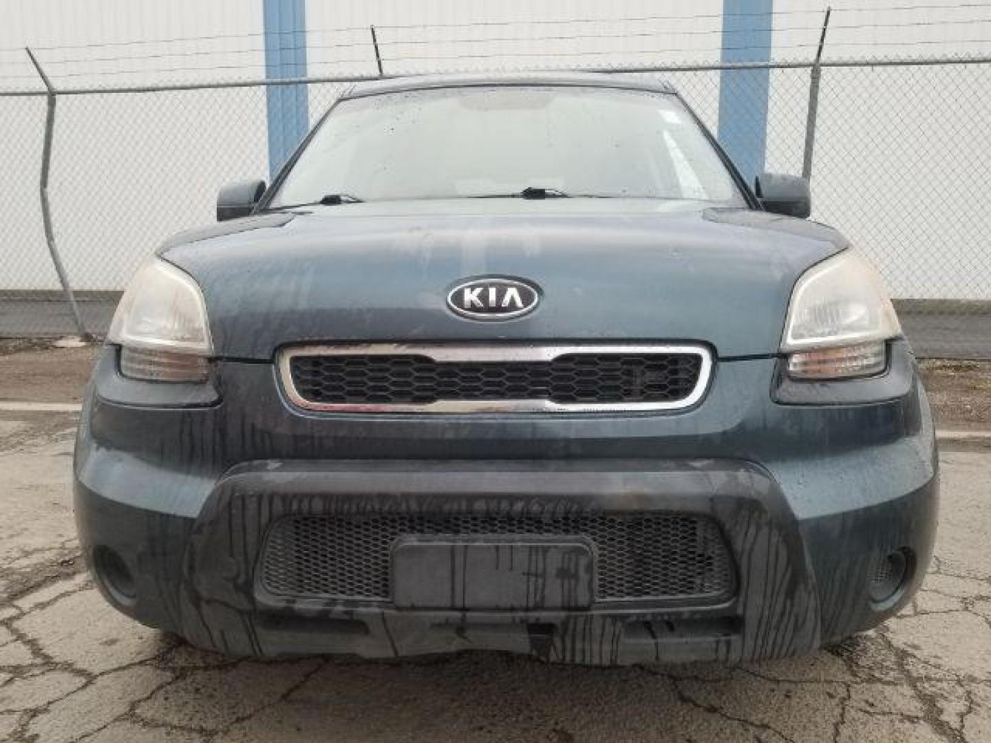 2011 Kia Soul ! (KNDJT2A2XB7) with an 2.0L L4 DOHC 16V engine, located at 1800 West Broadway, Missoula, 59808, (406) 543-1986, 46.881348, -114.023628 - Photo#2