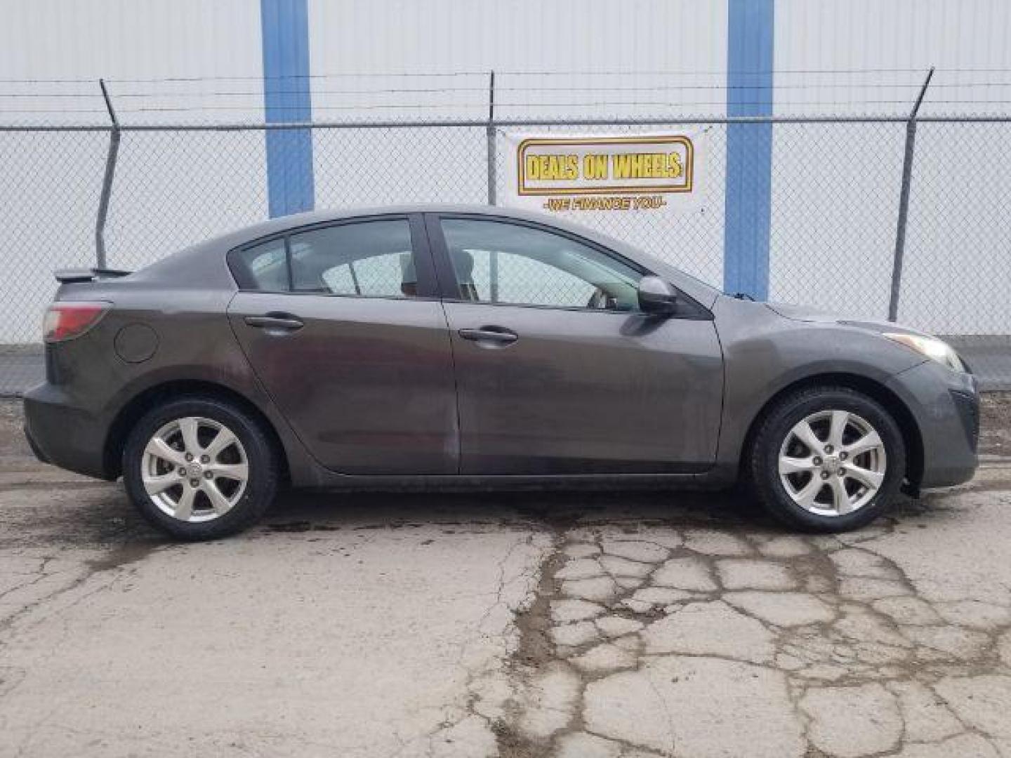 2011 Mazda Mazda3 i Touring (JM1BL1VG5B1) with an 2L I-4 DOHC engine, located at 1800 West Broadway, Missoula, 59808, (406) 543-1986, 46.881348, -114.023628 - Photo#3