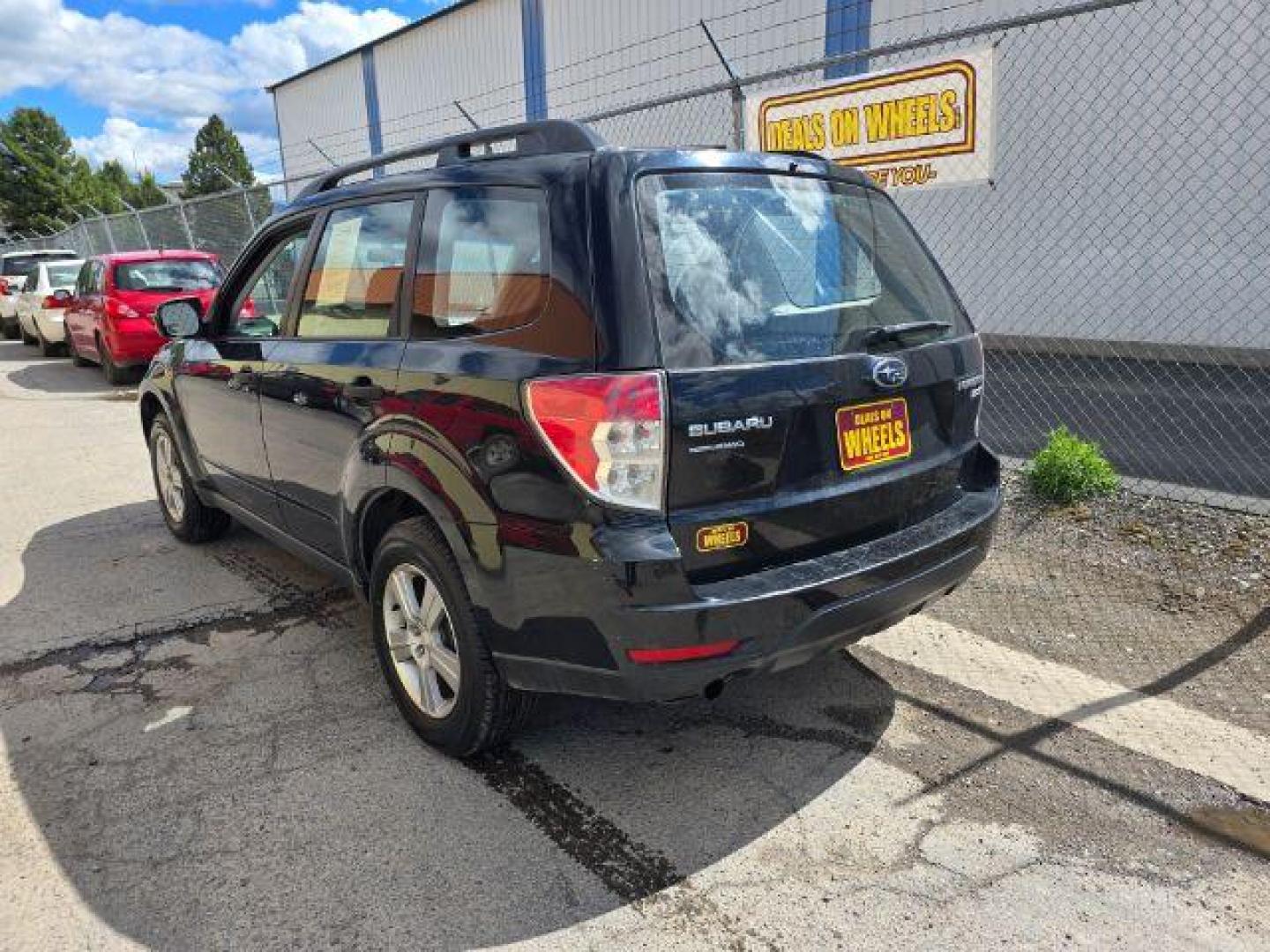 2011 Subaru Forester 2.5X (JF2SHABC6BG) with an 2.5L H-4 DOHC engine, located at 1821 N Montana Ave., Helena, MT, 59601, (406) 422-1031, 0.000000, 0.000000 - Photo#2