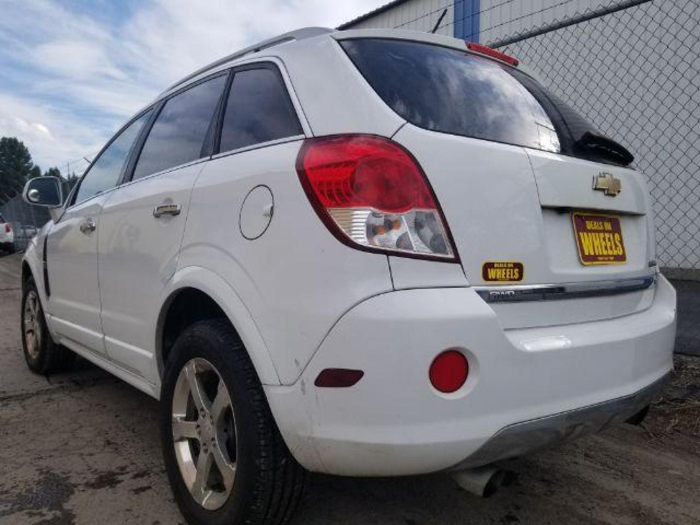 2012 Chevrolet Captiva Sport LTZ (3GNFL4E55CS) with an 3L V-6 gasoline direct injection engine, located at 4801 10th Ave S,, Great Falls, MT, 59405, 0.000000, 0.000000 - Photo#5