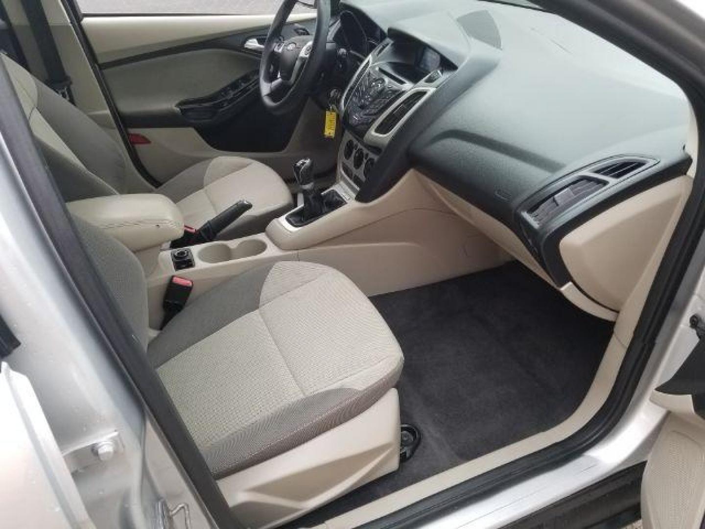 2012 Ford Focus SE (1FAHP3K25CL) with an 2L I-4 gasoline direct injection engine, located at 1800 West Broadway, Missoula, 59808, (406) 543-1986, 46.881348, -114.023628 - Photo#10