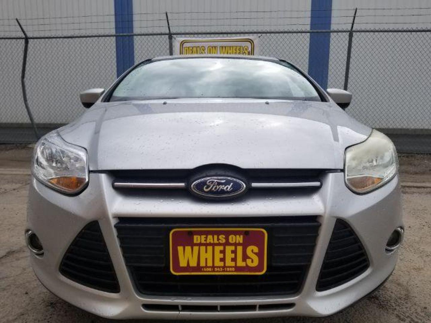2012 Ford Focus SE (1FAHP3K25CL) with an 2L I-4 gasoline direct injection engine, located at 1800 West Broadway, Missoula, 59808, (406) 543-1986, 46.881348, -114.023628 - Photo#1