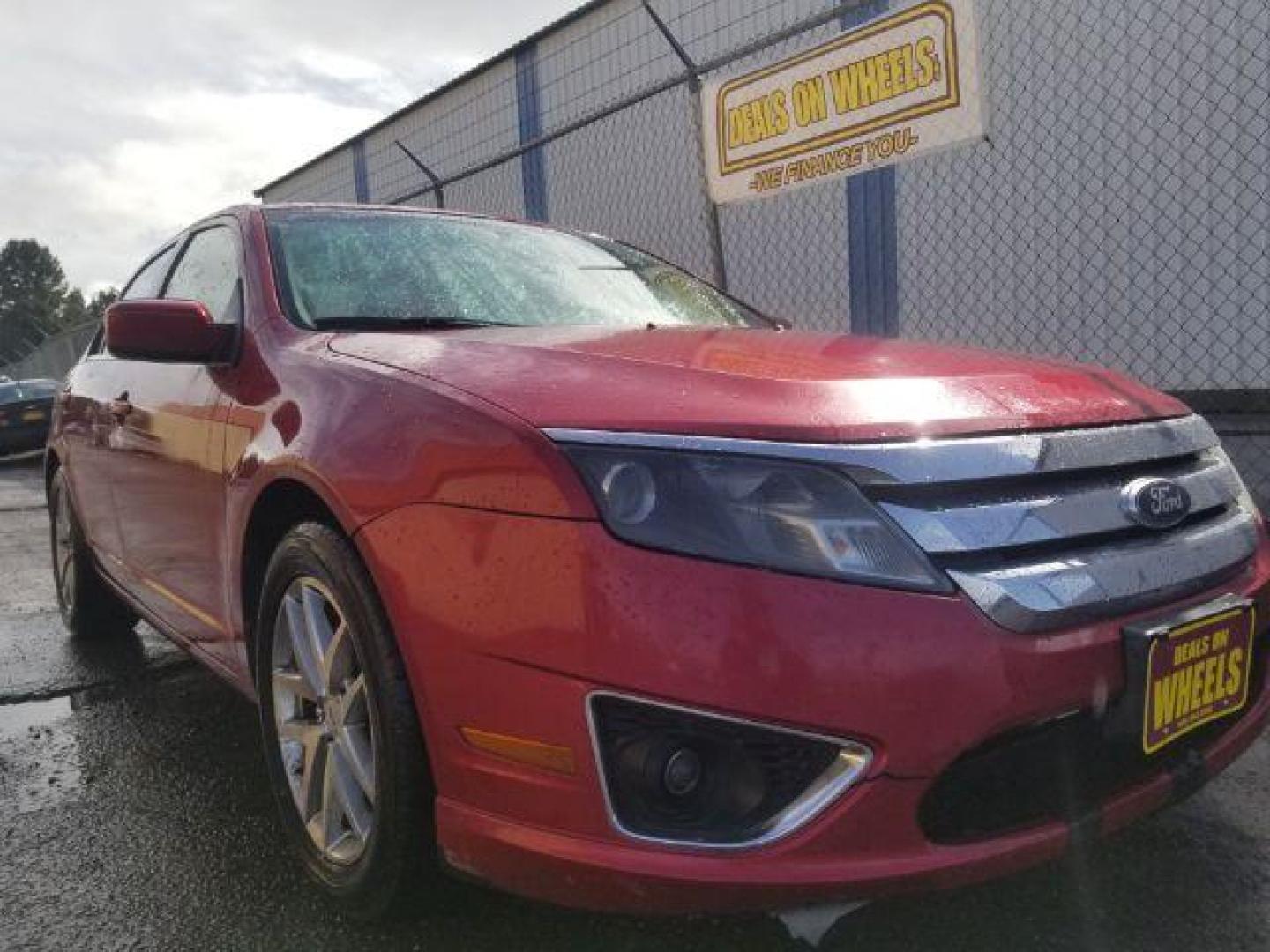 2012 Ford Fusion SEL (3FAHP0JG3CR) with an 3.0L V6 DOHC 24V engine, located at 1800 West Broadway, Missoula, 59808, (406) 543-1986, 46.881348, -114.023628 - Photo#2
