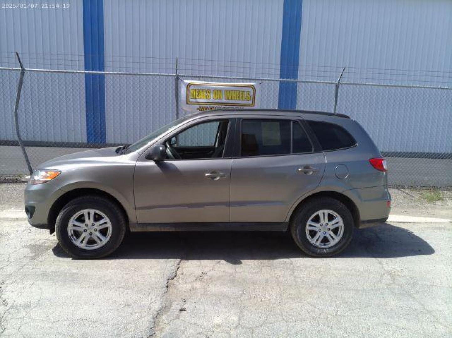 2012 Hyundai Tucson GLS (KM8JUCAC7CU) with an Theta II 2.4L I-4 DOHC engine, located at 4801 10th Ave S,, Great Falls, MT, 59405, 0.000000, 0.000000 - Photo#1