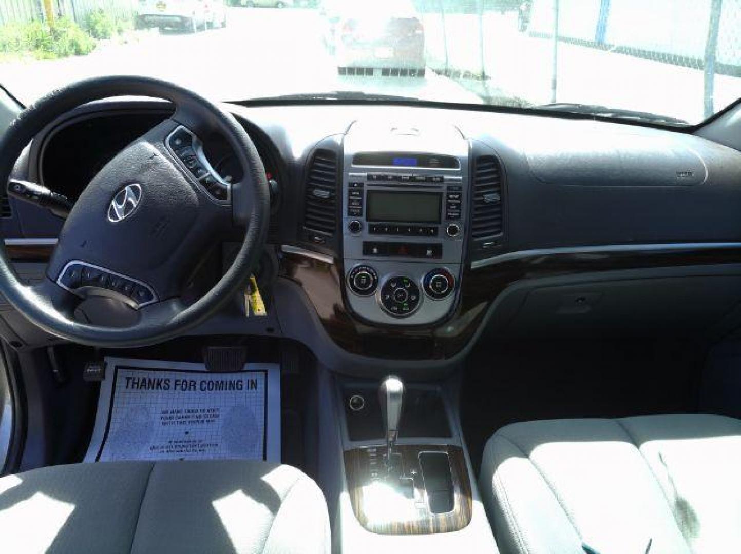 2012 Hyundai Tucson GLS (KM8JUCAC7CU) with an Theta II 2.4L I-4 DOHC engine, located at 4801 10th Ave S,, Great Falls, MT, 59405, 0.000000, 0.000000 - Photo#6