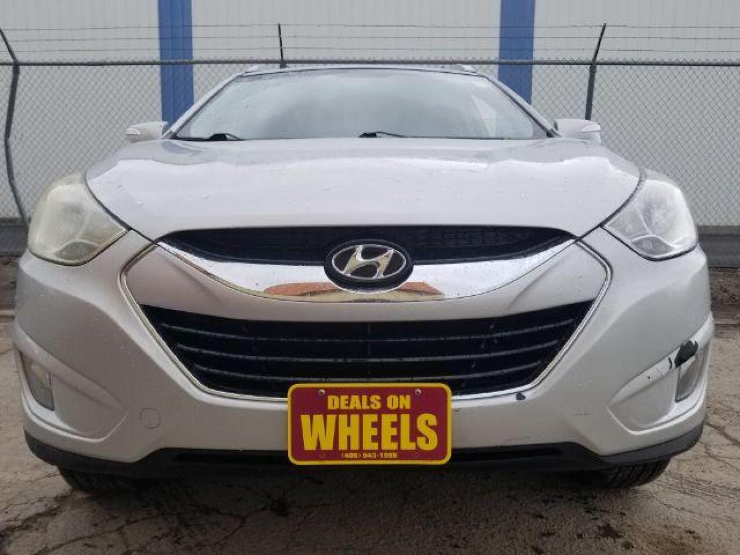 2012 Hyundai Tucson Limited (KM8JUCAC8CU) with an Theta II 2.4L I-4 DOHC engine, located at 1800 West Broadway, Missoula, 59808, (406) 543-1986, 46.881348, -114.023628 - Photo#1