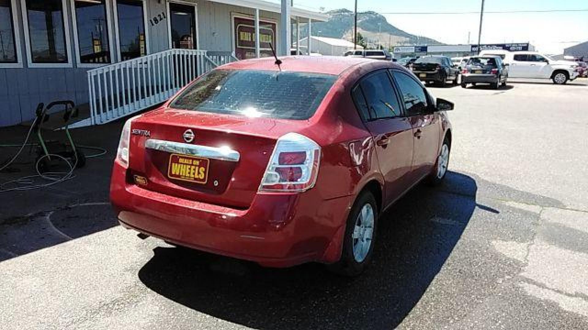 2012 Nissan Sentra 2.0 (3N1AB6APXCL) with an 2.0L L4 DOHC 16V engine, Continuously Variabl transmission, located at 1821 N Montana Ave., Helena, MT, 59601, (406) 422-1031, 0.000000, 0.000000 - Photo#4