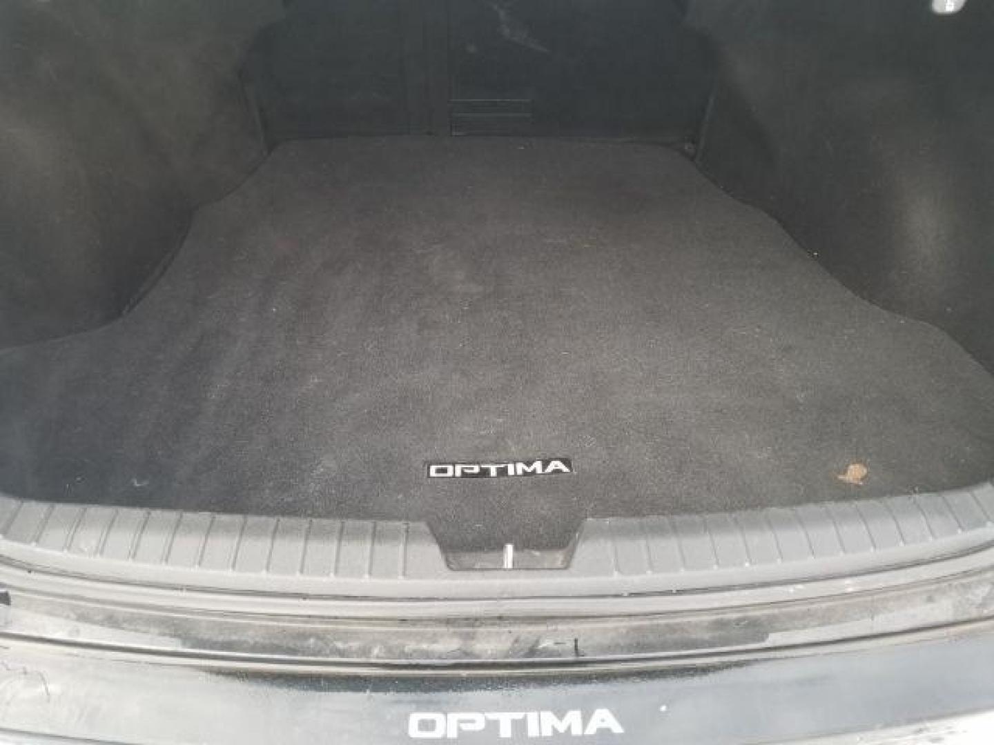 2013 Kia Optima SX (5XXGR4A63DG) with an 2.0L L4 DOHC 16V TURBO engine, 6-Speed Automatic transmission, located at 4801 10th Ave S,, Great Falls, MT, 59405, 0.000000, 0.000000 - Photo#14