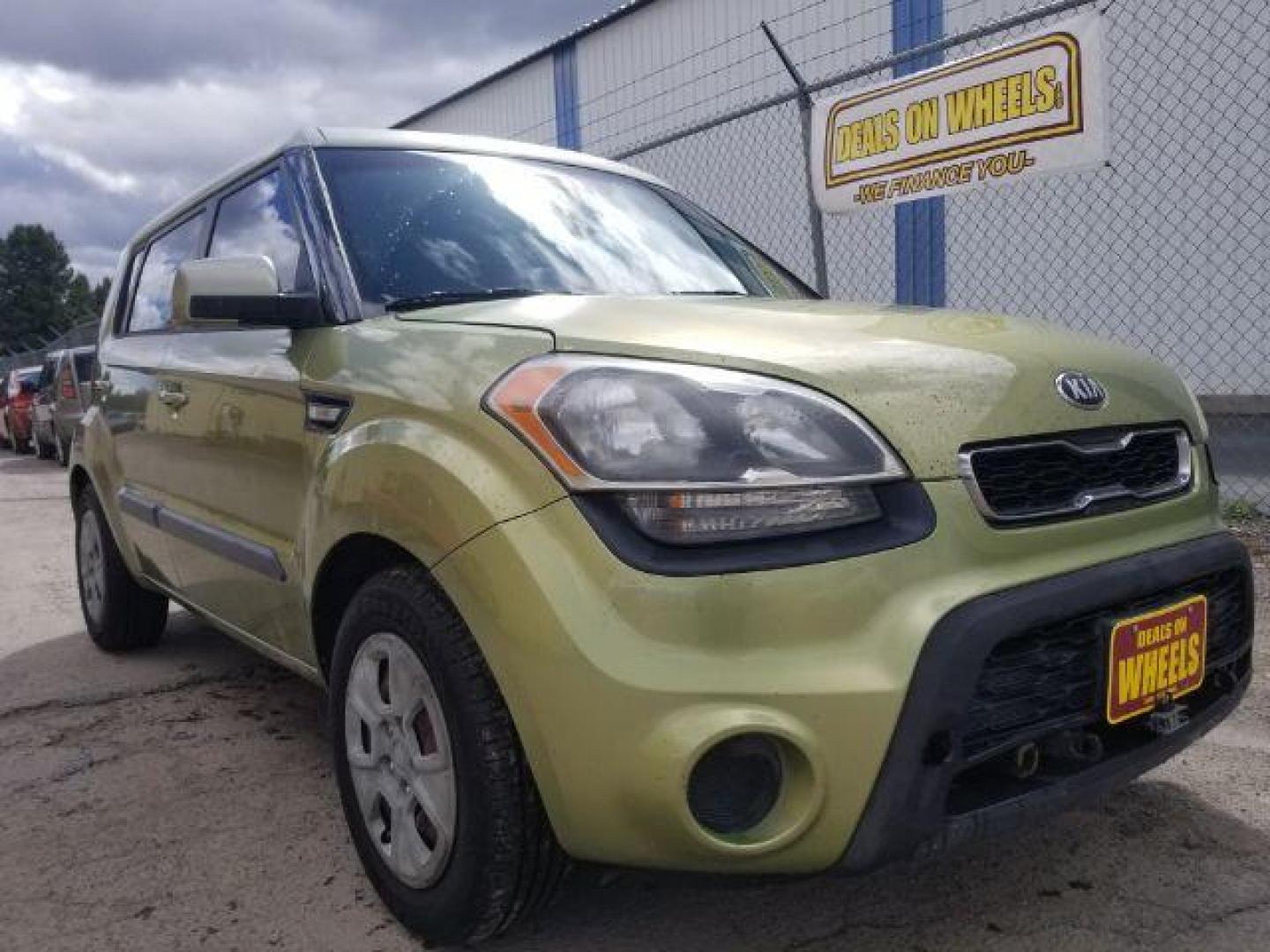 2013 Kia Soul Base (KNDJT2A51D7) with an 1.6L L4 DOHC 16V engine, 5-Speed Manual transmission, located at 4047 Montana Ave., Billings, MT, 59101, 45.770847, -108.529800 - Photo#2