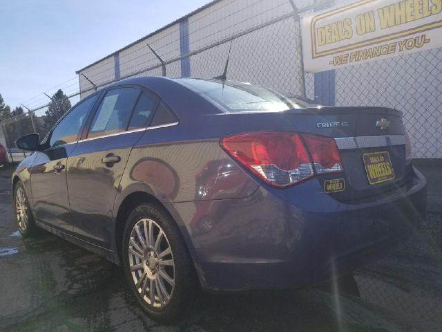 2014 Chevrolet Cruze ECO Manual (1G1PJ5SB3E7) with an ECOTEC 1.4L I-4 DOHC engine, located at 1821 N Montana Ave., Helena, MT, 59601, (406) 422-1031, 0.000000, 0.000000 - Photo#5