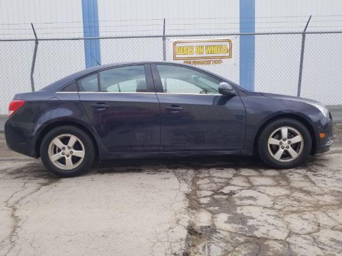2014 Chevrolet Cruze 1LT Auto (1G1PC5SB3E7) with an ECOTEC 1.4L I-4 DOHC engine, located at 1800 West Broadway, Missoula, 59808, (406) 543-1986, 46.881348, -114.023628 - Photo#3