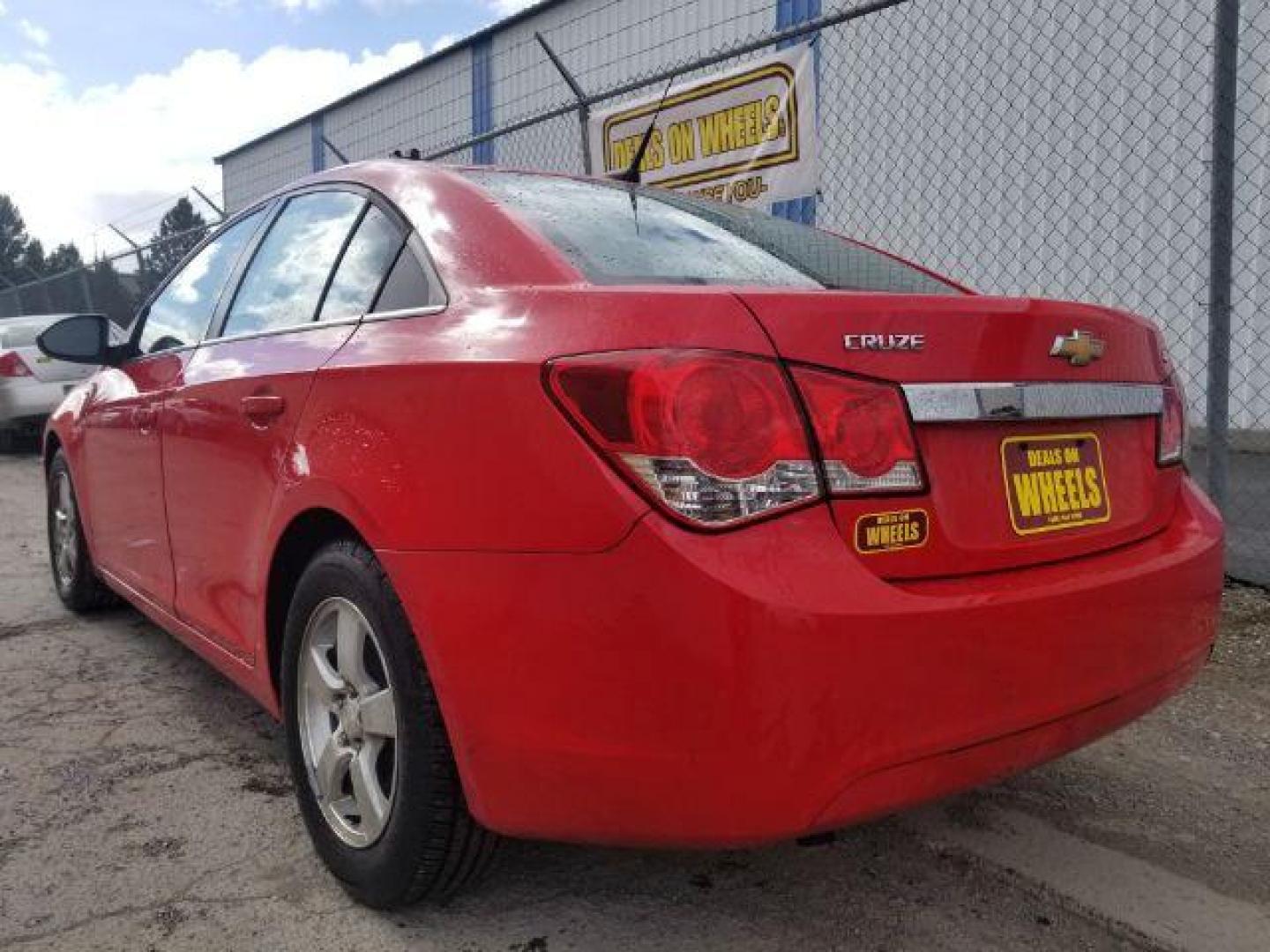 2014 Chevrolet Cruze 1LT Auto (1G1PC5SB0E7) with an ECOTEC 1.4L I-4 DOHC engine, located at 1800 West Broadway, Missoula, 59808, (406) 543-1986, 46.881348, -114.023628 - Photo#5