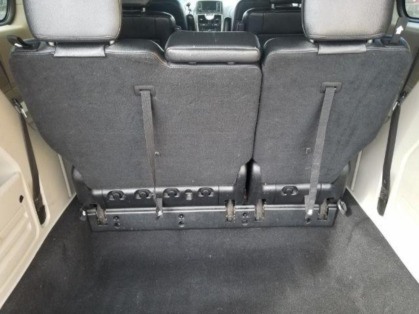 2014 Chrysler Town and Country Touring (2C4RC1BG9ER) with an Pentastar 3.6L V-6 DOHC engine, located at 4801 10th Ave S,, Great Falls, MT, 59405, 0.000000, 0.000000 - Photo#13
