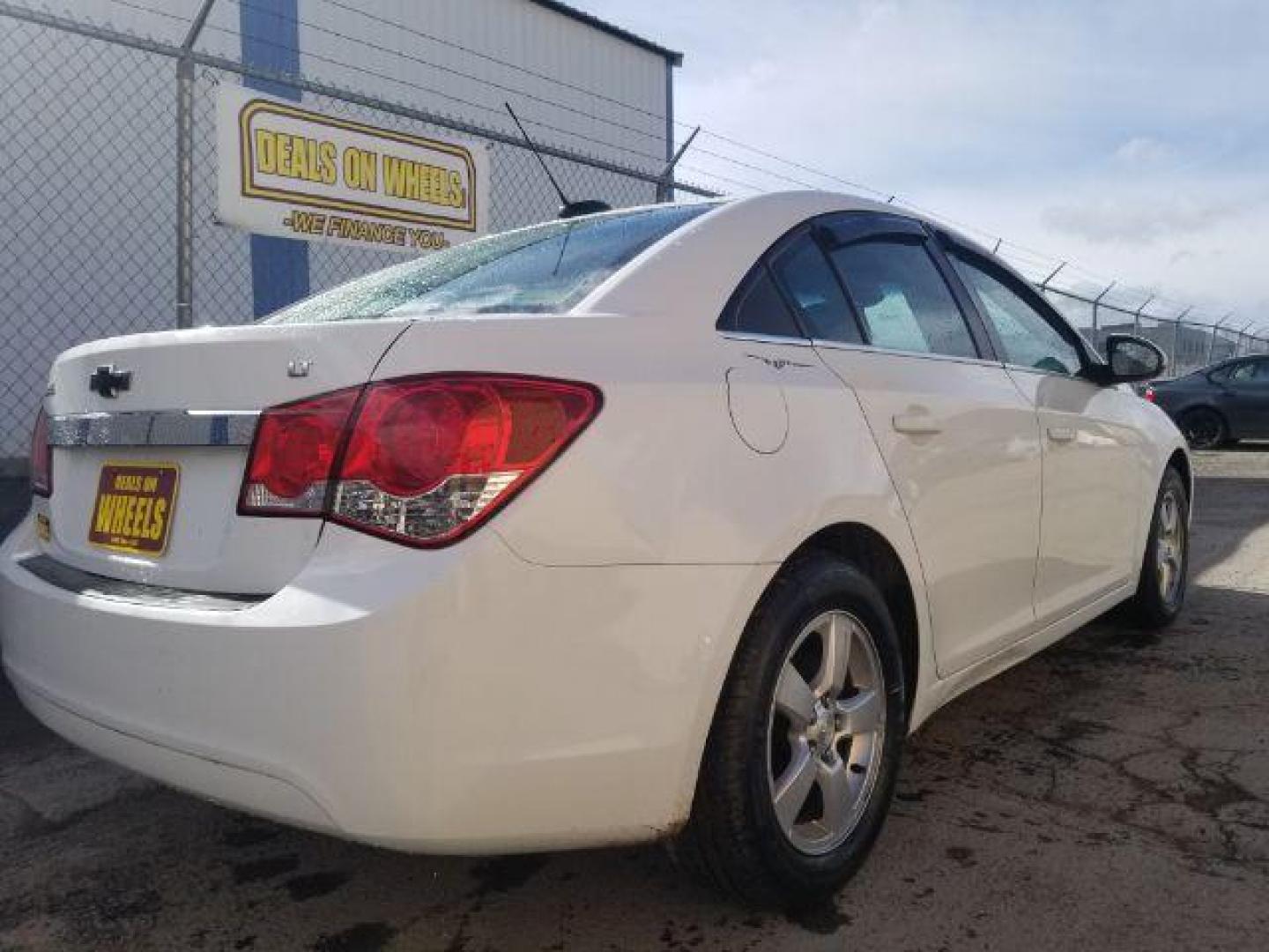 2016 Chevrolet Cruze Limited 1LT Auto (1G1PE5SB2G7) with an ECOTEC 1.4L I-4 DOHC engine, located at 1800 West Broadway, Missoula, 59808, (406) 543-1986, 46.881348, -114.023628 - Photo#4