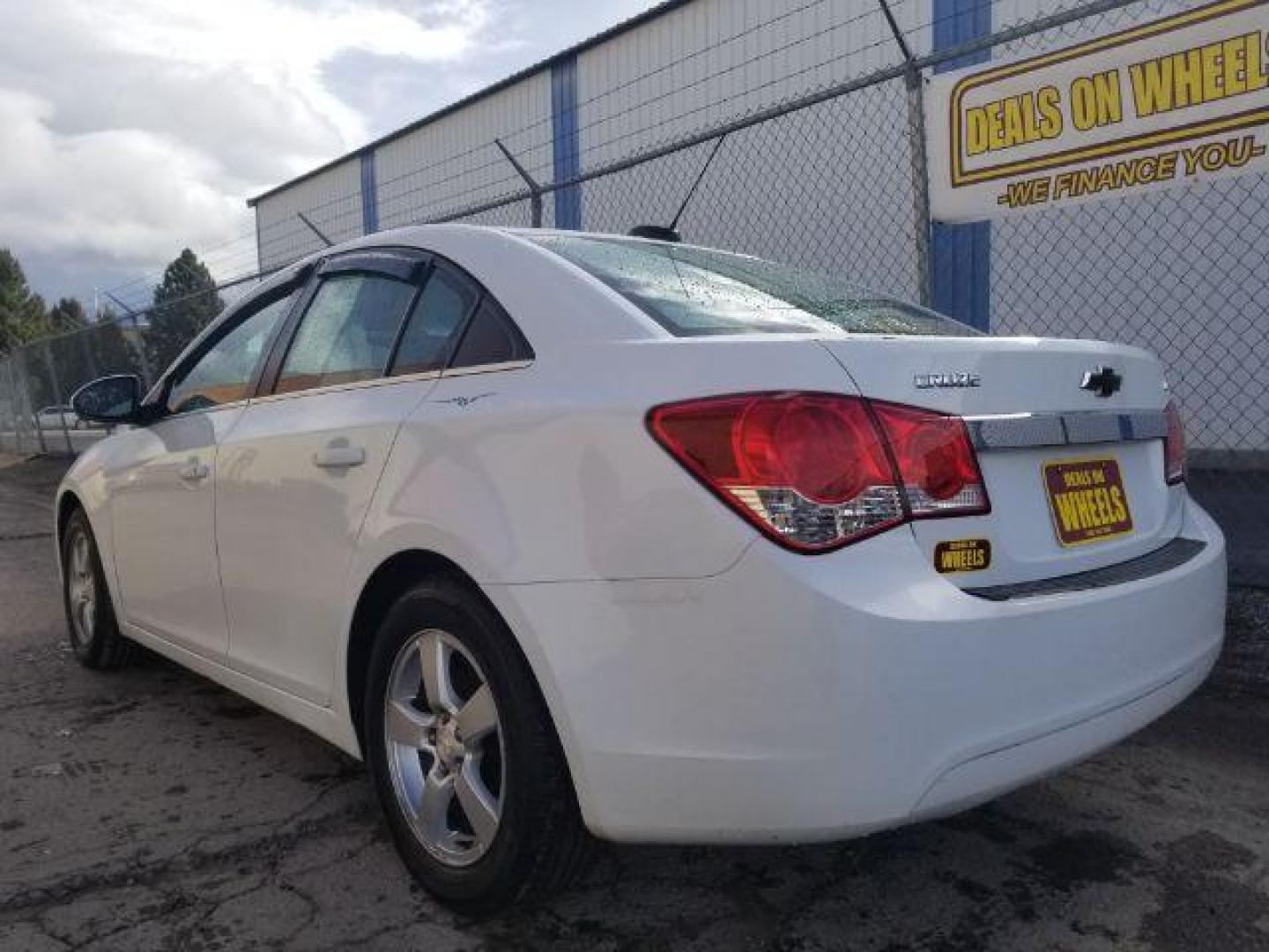 2016 Chevrolet Cruze Limited 1LT Auto (1G1PE5SB2G7) with an ECOTEC 1.4L I-4 DOHC engine, located at 1800 West Broadway, Missoula, 59808, (406) 543-1986, 46.881348, -114.023628 - Photo#5