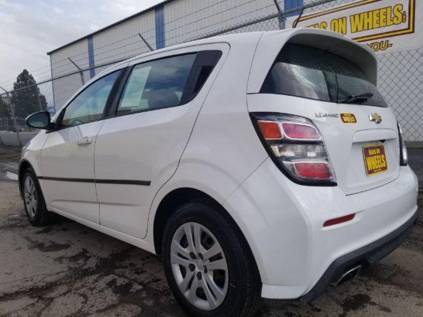 2017 Chevrolet Sonic LT Auto (1G1JG6SH5H4) with an ECOTEC 1.8L I-4 DOHC engine, located at 1821 N Montana Ave., Helena, MT, 59601, (406) 422-1031, 0.000000, 0.000000 - Photo#5