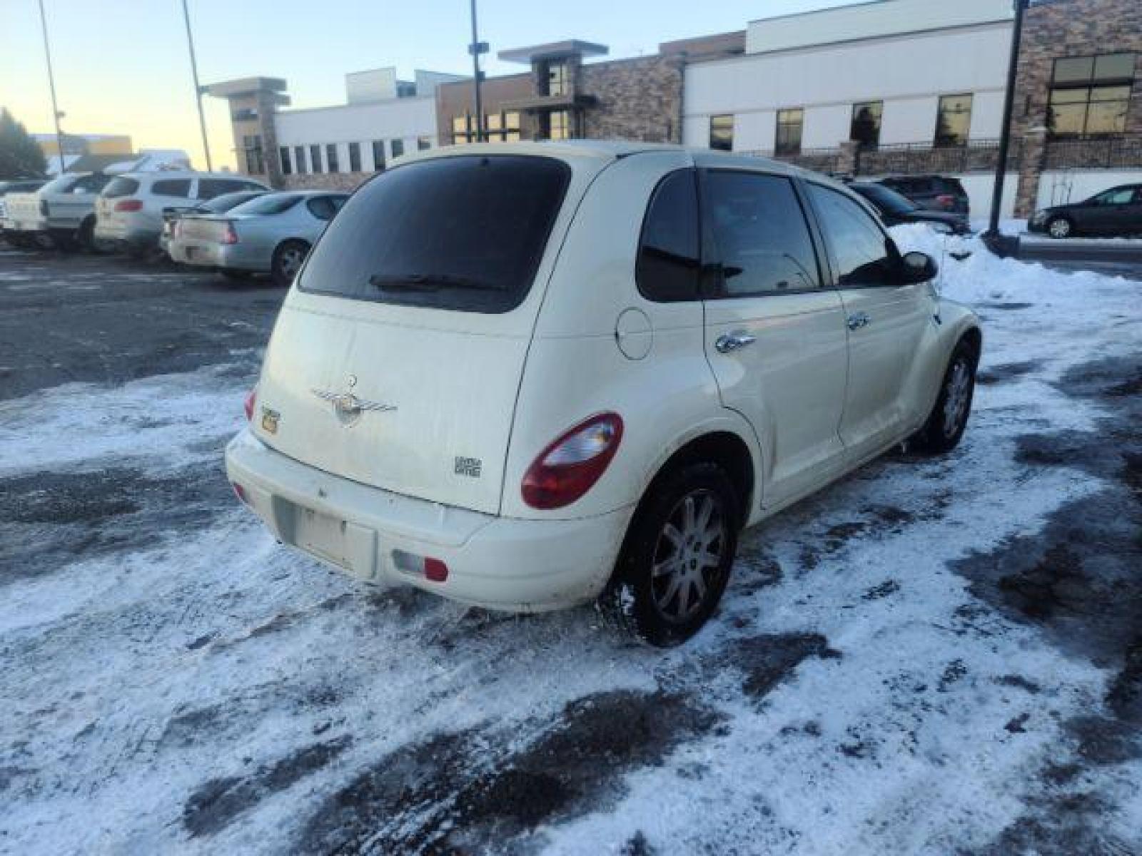 2007 Chrysler PT Cruiser Limited Edition (3A8FY68BX7T) with an 2.4L L4 DOHC 16V engine, located at 1821 N Montana Ave, Helena, MT, 59601, (406) 543-1986, 46.603153, -112.020531 - Photo #4