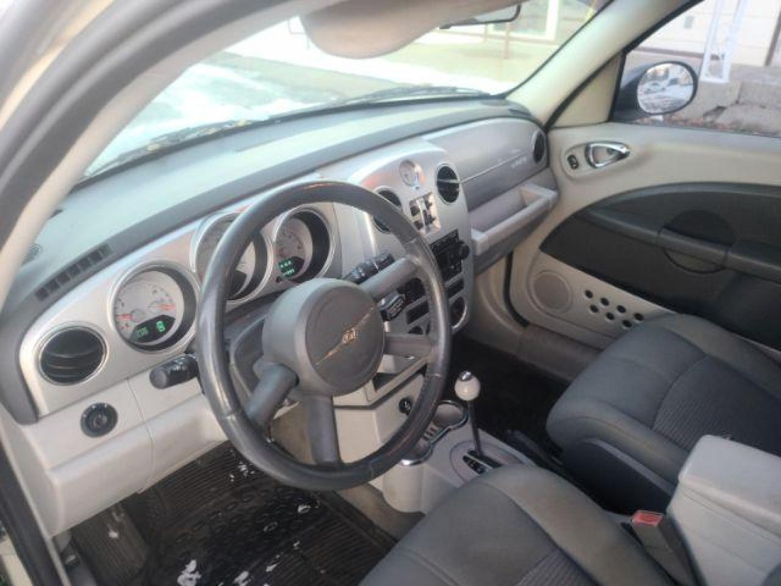2007 Chrysler PT Cruiser Limited Edition (3A8FY68BX7T) with an 2.4L L4 DOHC 16V engine, located at 1821 N Montana Ave, Helena, MT, 59601, (406) 543-1986, 46.603153, -112.020531 - Photo #6
