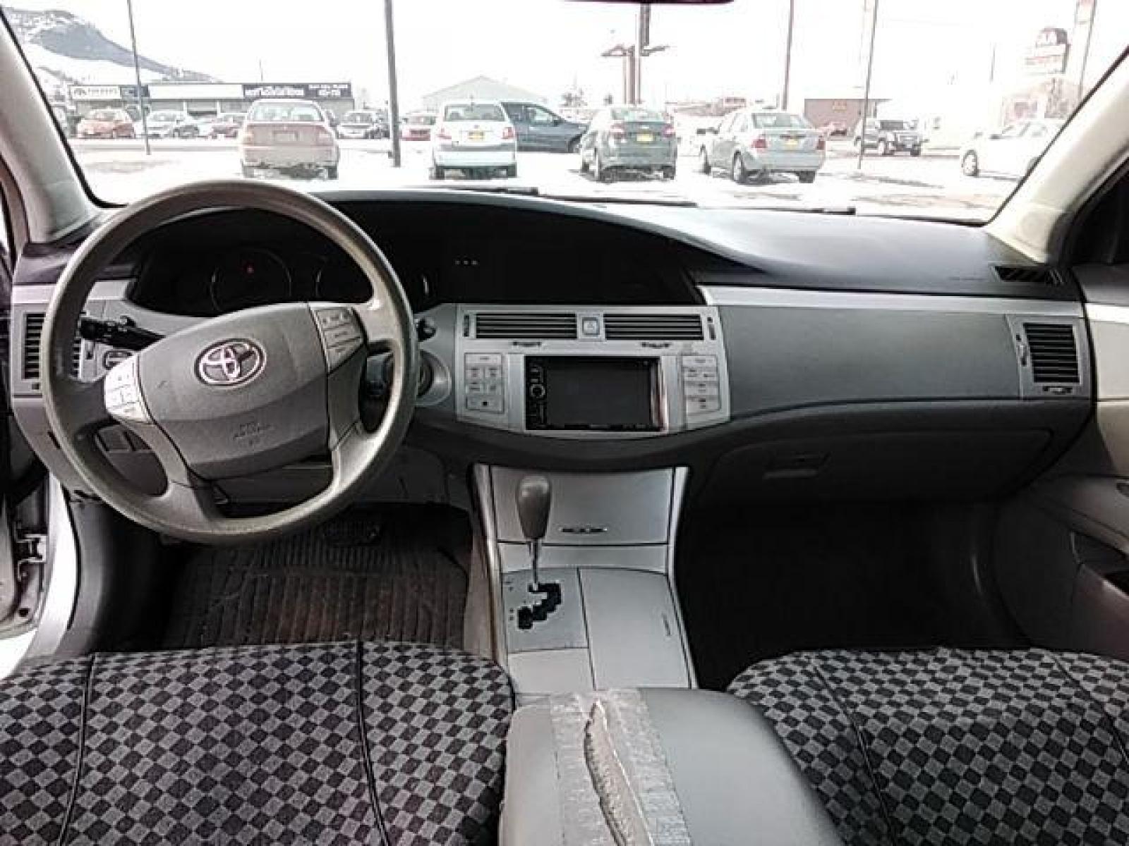 2007 Toyota Avalon XL (4T1BK36B97U) with an 3.5L V6 DOHC 24V engine, 5-Speed Automatic transmission, located at 1821 N Montana Ave, Helena, MT, 59601, (406) 543-1986, 46.603153, -112.020531 - Photo #10
