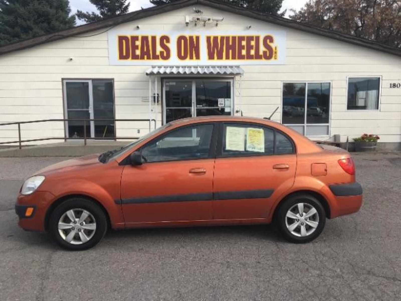 2009 Kia Rio Base (KNADE223696) with an 1.6L L4 DOHC 16V engine, Automatic transmission transmission, located at 1821 N Montana Ave, Helena, MT, 59601, (406) 543-1986, 46.603153, -112.020531 - Photo #0
