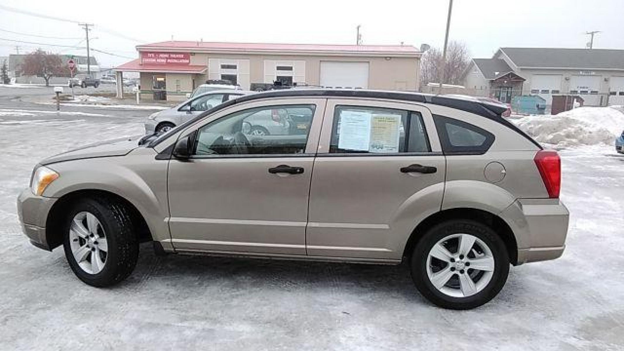 2007 Dodge Caliber SE (1B3HB28C77D) with an 1.8L L4 DOHC 16V engine, located at 1821 N Montana Ave, Helena, MT, 59601, (406) 543-1986, 46.603153, -112.020531 - Photo #4