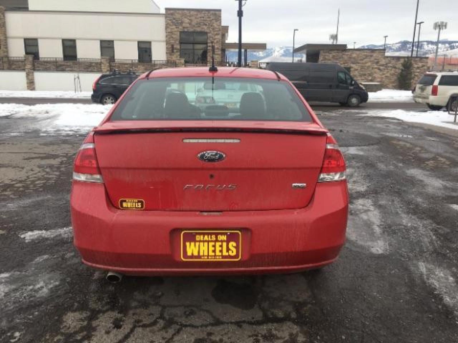 2008 Ford Focus SES Sedan (1FAHP35N48W) with an 2.0L L4 DOHC 16V engine, located at 1821 N Montana Ave, Helena, MT, 59601, (406) 543-1986, 46.603153, -112.020531 - Photo #4