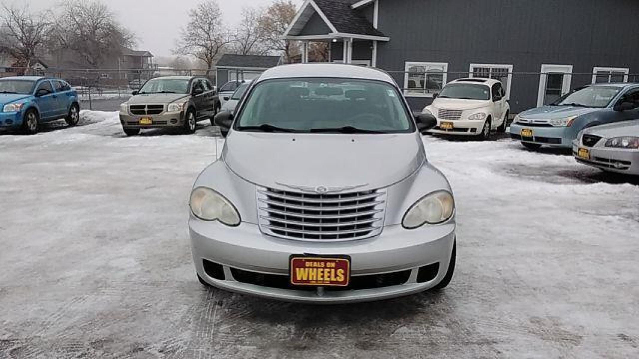 2007 Chrysler PT Cruiser Base (3A4FY48B87T) with an 2.4L L4 DOHC 16V engine, located at 1821 N Montana Ave, Helena, MT, 59601, (406) 543-1986, 46.603153, -112.020531 - Photo #1