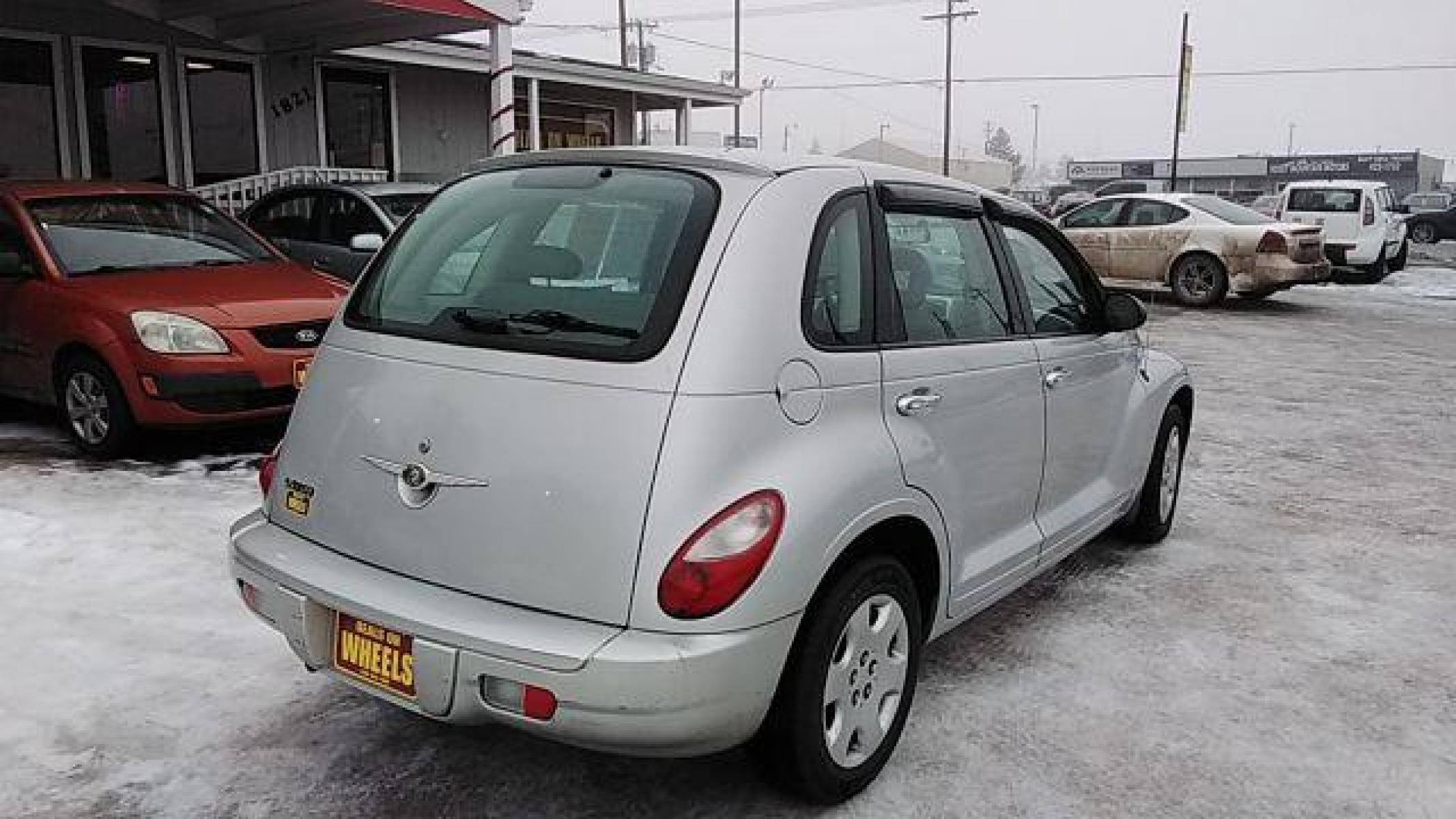2007 Chrysler PT Cruiser Base (3A4FY48B87T) with an 2.4L L4 DOHC 16V engine, located at 1821 N Montana Ave, Helena, MT, 59601, (406) 543-1986, 46.603153, -112.020531 - Photo #4