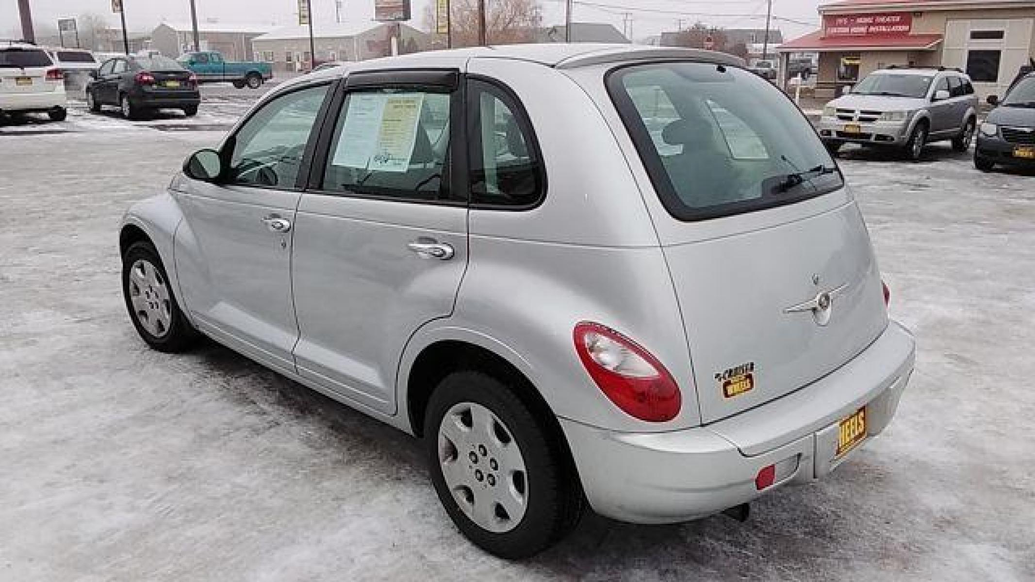 2007 Chrysler PT Cruiser Base (3A4FY48B87T) with an 2.4L L4 DOHC 16V engine, located at 1821 N Montana Ave, Helena, MT, 59601, (406) 543-1986, 46.603153, -112.020531 - Photo #6
