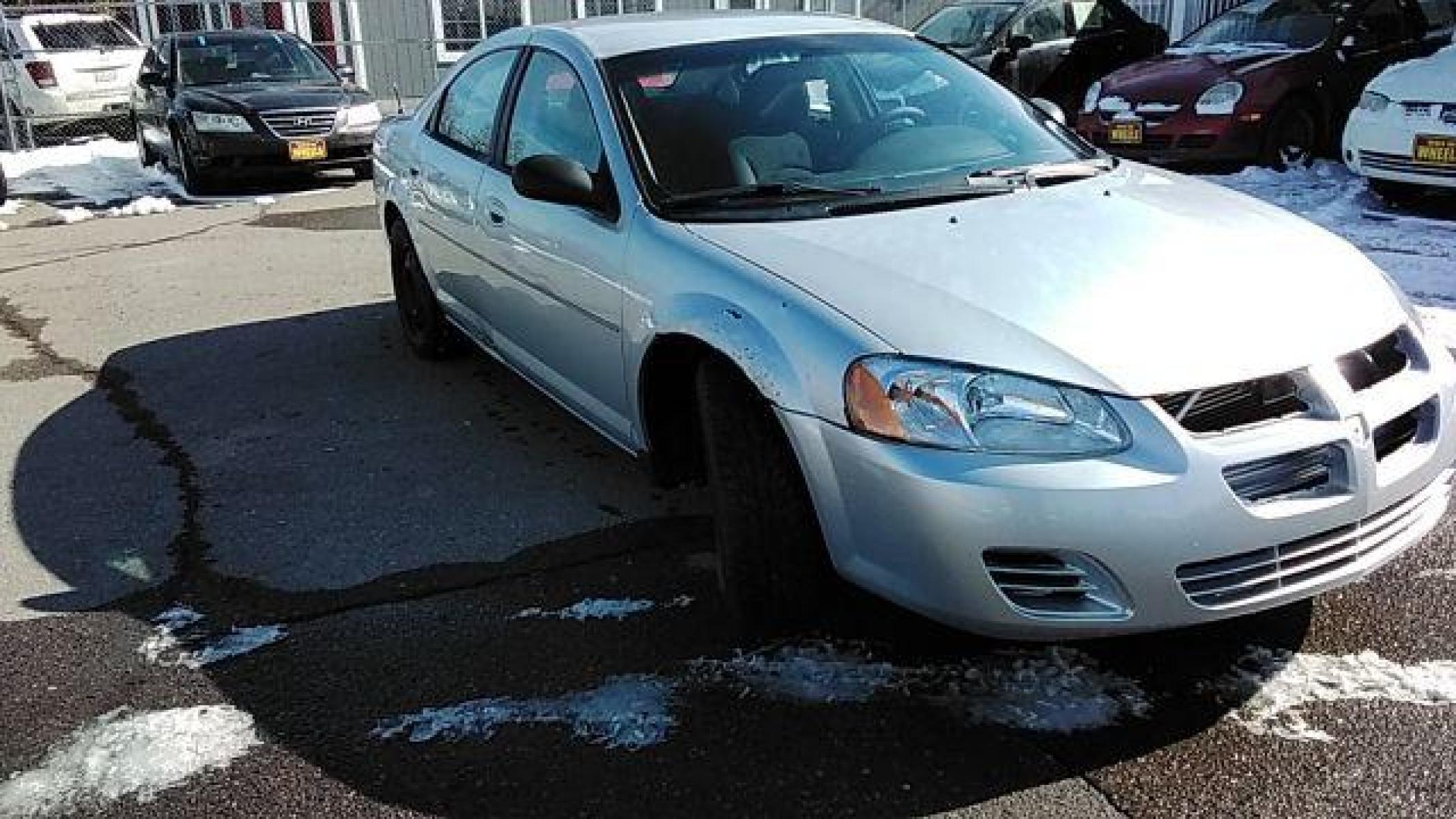 2006 Silver Steel Metallic /Dark Slate Gray Cloth Interior Dodge Stratus SXT (1B3EL46X46N) with an 2.4L L4 DOHC 16V engine, 4-Speed Automatic transmission, located at 1821 N Montana Ave, Helena, MT, 59601, (406) 543-1986, 46.603153, -112.020531 - Photo #7