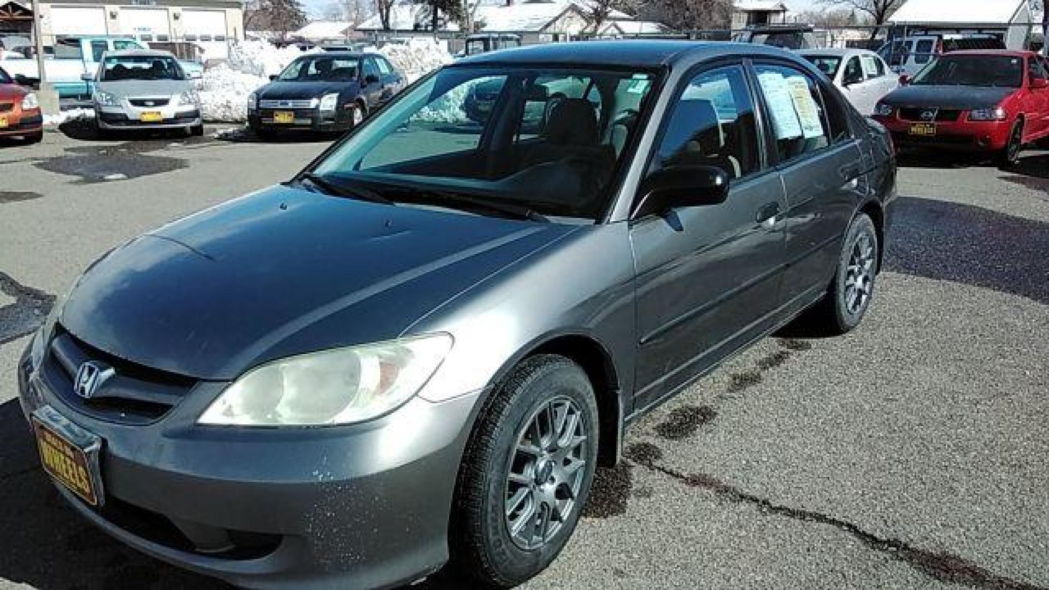 2007 Honda Civic LX Coupe AT (2HGFG12697H) with an 1.8L L4 SOHC 16V engine, 5-Speed Automatic transmission, located at 1821 N Montana Ave, Helena, MT, 59601, (406) 543-1986, 46.603153, -112.020531 - Photo #15