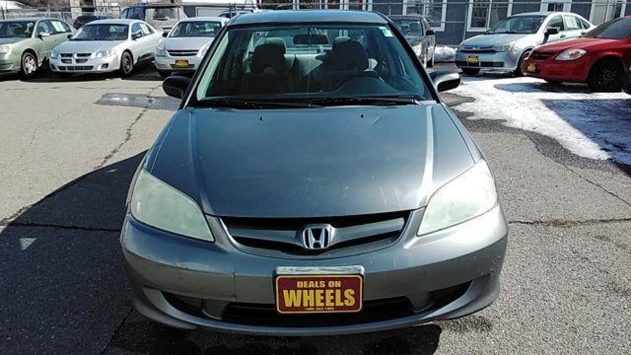 2007 Honda Civic LX Coupe AT (2HGFG12697H) with an 1.8L L4 SOHC 16V engine, 5-Speed Automatic transmission, located at 1821 N Montana Ave, Helena, MT, 59601, (406) 543-1986, 46.603153, -112.020531 - Photo #16