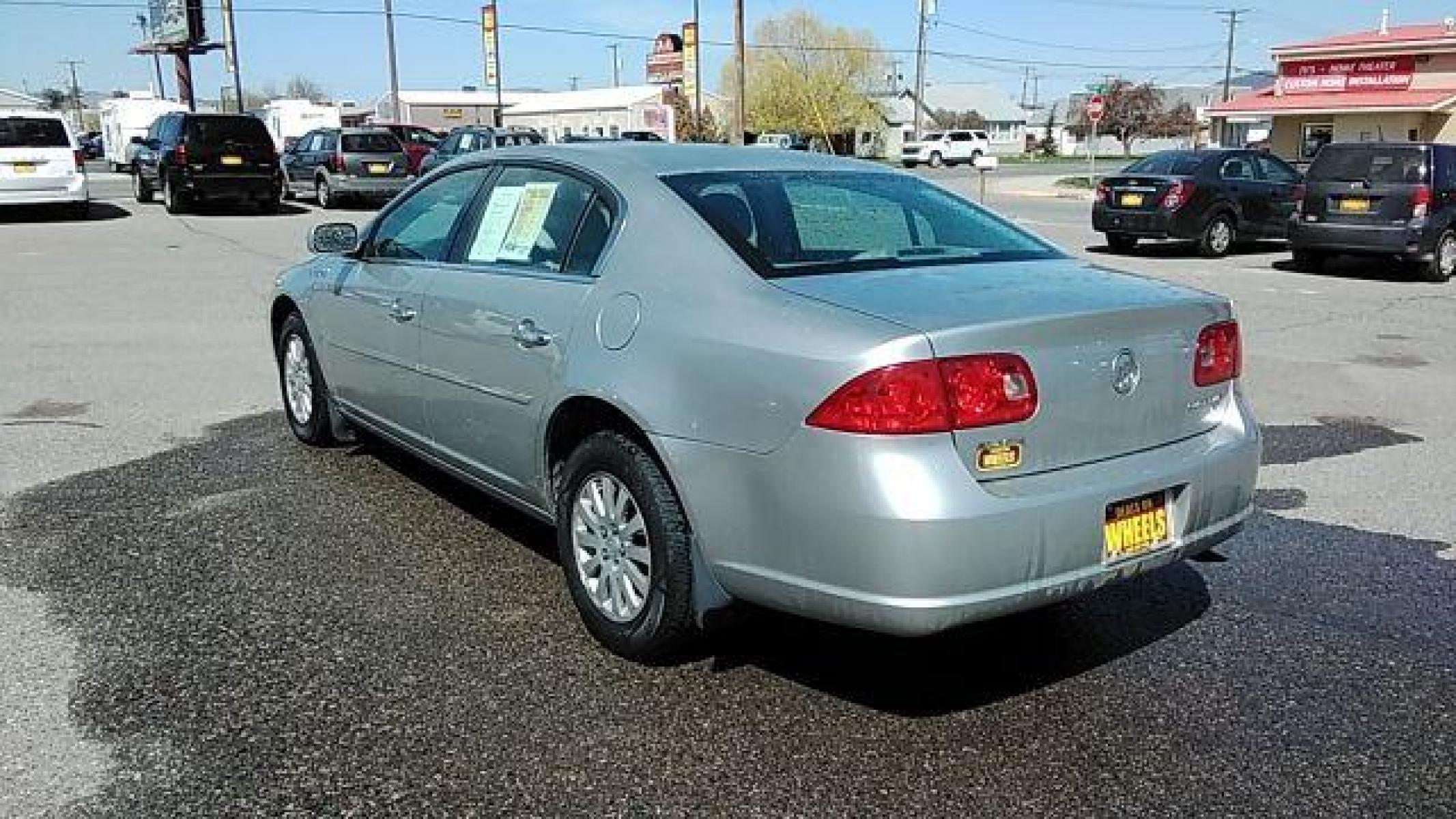 2008 Buick Lucerne CX (1G4HP57258U) with an 3.8L V6 OHV 12V engine, 4-Speed Automatic transmission, located at 1821 N Montana Ave, Helena, MT, 59601, (406) 422-1031, 46.603447, -112.022781 - Photo #5