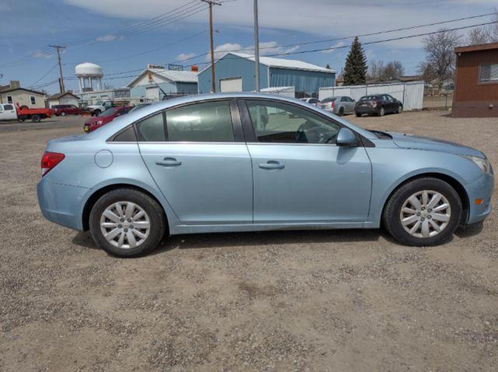 2011 Chevrolet Cruze 1LT (1G1PF5S91B7) with an 1.4L L4 DOHC 16V TURBO engine, 6-Speed Automatic transmission, located at 4801 10th Ave S,, Great Falls, MT, 59405, (406) 564-1505, 47.494347, -111.232239 - Photo #5