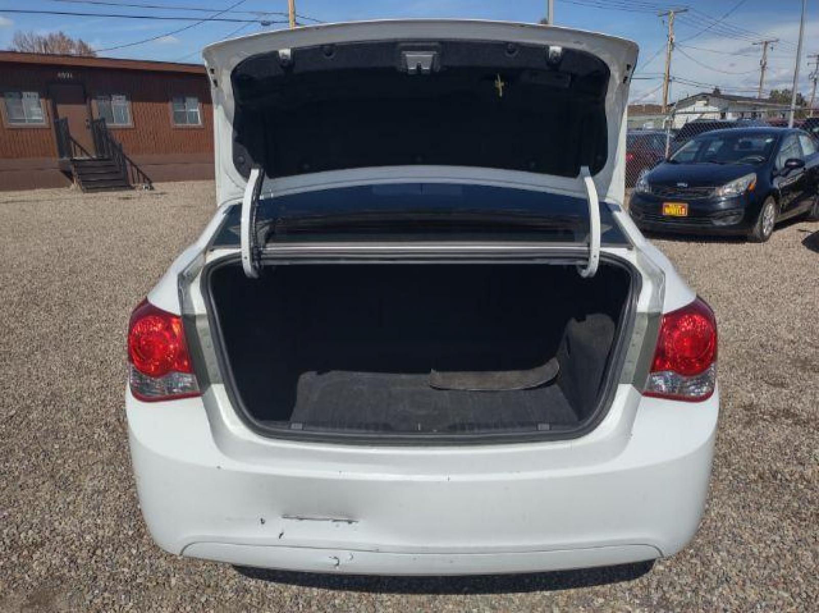 2011 Chevrolet Cruze 2LS (1G1PC5SH0B7) with an 1.8L L4 DOHC 16V FFV engine, 6-Speed Automatic transmission, located at 4801 10th Ave S,, Great Falls, MT, 59405, (406) 564-1505, 47.494347, -111.232239 - Photo #12