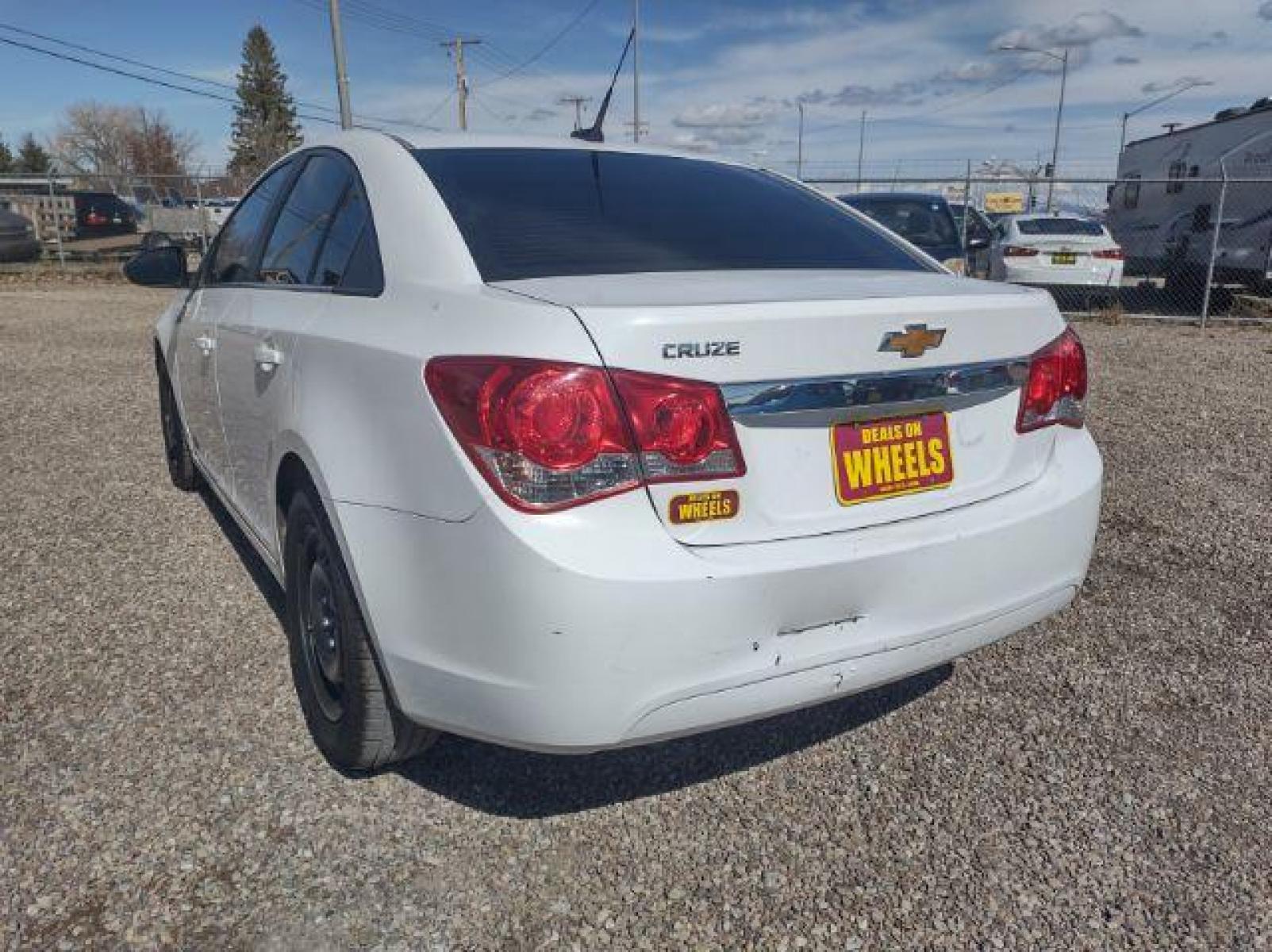 2011 Chevrolet Cruze 2LS (1G1PC5SH0B7) with an 1.8L L4 DOHC 16V FFV engine, 6-Speed Automatic transmission, located at 4801 10th Ave S,, Great Falls, MT, 59405, (406) 564-1505, 47.494347, -111.232239 - Photo #2