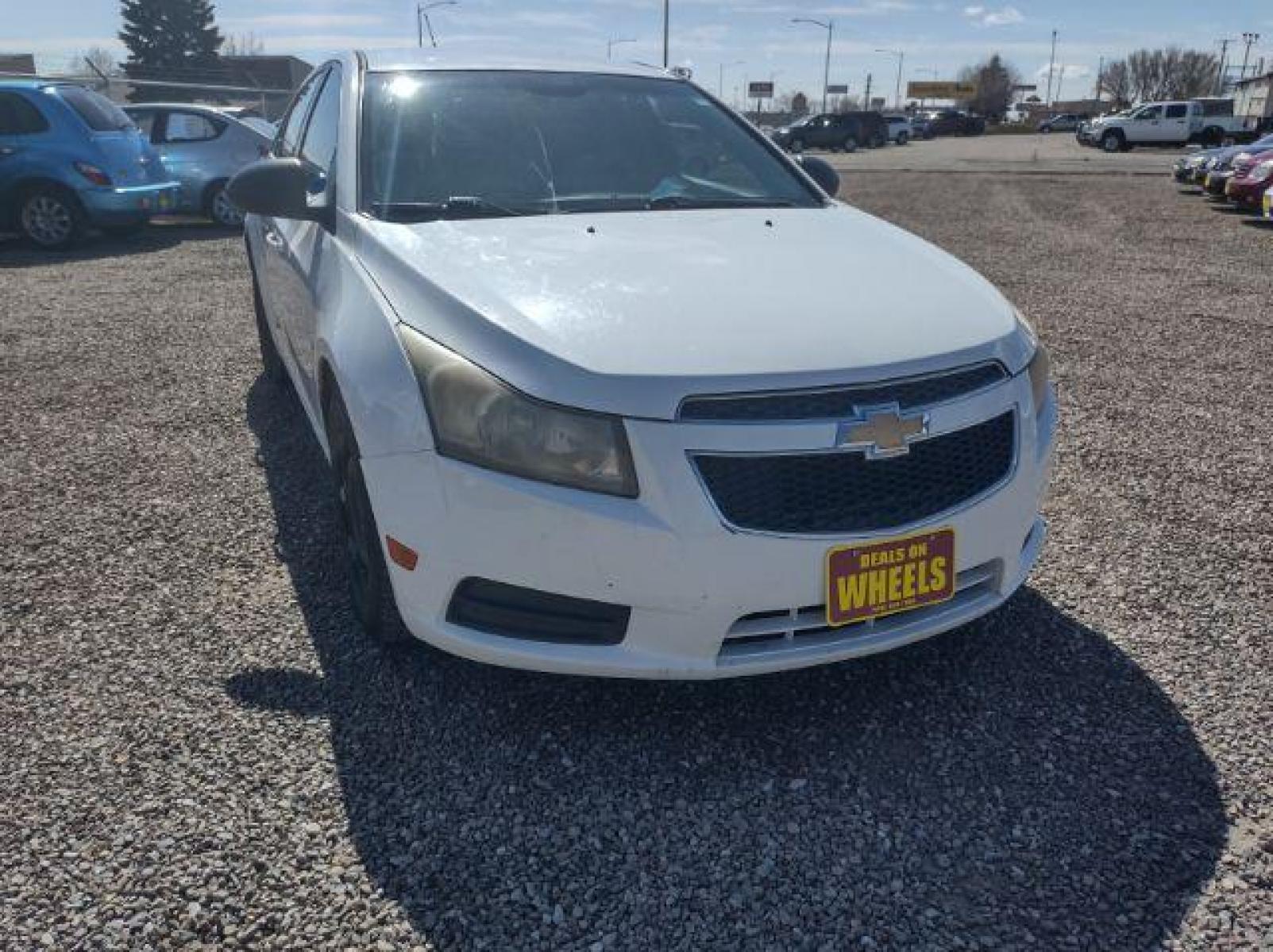 2011 Chevrolet Cruze 2LS (1G1PC5SH0B7) with an 1.8L L4 DOHC 16V FFV engine, 6-Speed Automatic transmission, located at 4801 10th Ave S,, Great Falls, MT, 59405, (406) 564-1505, 47.494347, -111.232239 - Photo #6