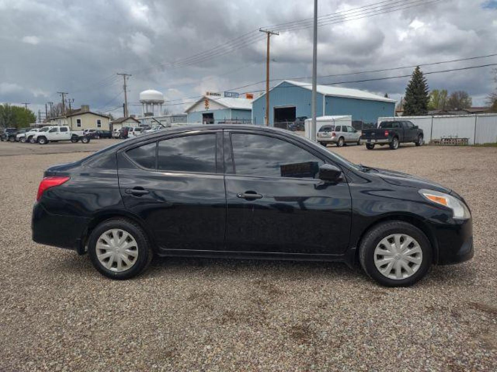 2017 Nissan Versa 1.6 S 5M (3N1CN7AP4HL) with an 1.6L L4 DOHC 16V engine, 5-Speed Manual transmission, located at 4801 10th Ave S,, Great Falls, MT, 59405, (406) 564-1505, 47.494347, -111.232239 - Photo #5